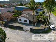 Casa / Sobrado para Venda em Joinville/SC Boa Vista 3...