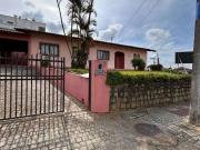 Casa / Sobrado para Venda em Joinville/SC Boa Vista 4...