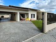 Casa / Sobrado para Venda em Joinville/SC Boehmerwald 3...