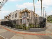 Casa / Sobrado para Venda em Joinville/SC Bom Retiro 2...