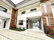 Casa / Sobrado para Venda em Joinville/SC Bom Retiro 3...