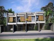 Casa / Sobrado para Venda em Joinville/SC Bom Retiro 3...