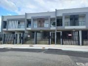 Casa / Sobrado para Venda em Joinville/SC Bom Retiro 3...