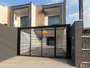 Casa / Sobrado para Venda em Joinville/SC Bom Retiro 3...