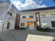 Casa / Sobrado para Venda em Joinville/SC Bom Retiro 3...
