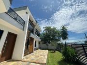 Casa / Sobrado para Venda em Joinville/SC Bom Retiro 5...