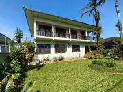 Casa / Sobrado para Venda em Joinville/SC Bucarein 6 Quartos