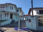 Casa / Sobrado para Venda em Joinville/SC Saguaçu 5 Quartos