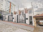 Casa / Sobrado para Venda em Joinville/SC Costa e Silva...