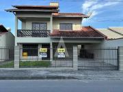 Casa / Sobrado para Venda em Joinville/SC Costa e Silva...