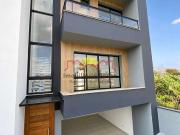 Casa / Sobrado para Venda em Joinville/SC Floresta 3 Quartos