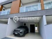 Casa / Sobrado para Venda em Joinville/SC Floresta 3 Quartos