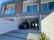 Casa / Sobrado para Venda em Joinville/SC Floresta 3 Quartos