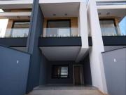 Casa / Sobrado para Venda em Joinville/SC Floresta 3 Quartos