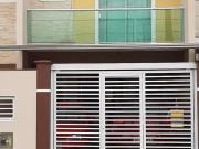 Casa / Sobrado para Venda em Joinville/SC Floresta 3 Quartos