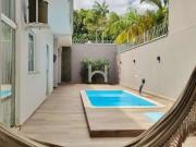 Casa / Sobrado para Venda em Joinville/SC Floresta 4 Quartos