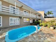 Casa / Sobrado para Venda em Joinville/SC Floresta 4 Quartos