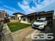 Casa / Sobrado para Venda em Joinville/SC Glória 3 Quartos
