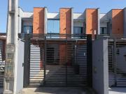 Casa / Sobrado para Venda em Joinville/SC Guanabara 2...