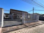 Casa / Sobrado para Venda em Joinville/SC Guanabara 3...