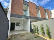 Casa / Sobrado para Venda em Joinville/SC Iririú 3 Quartos