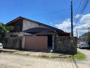 Casa / Sobrado para Venda em Joinville/SC Iririú 3 Quartos