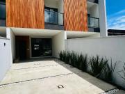 Casa / Sobrado para Venda em Joinville/SC Iririú 3 Quartos