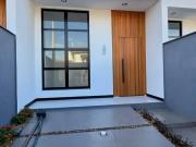 Casa / Sobrado para Venda em Joinville/SC Iririú 3 Quartos