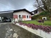 Casa / Sobrado para Venda em Joinville/SC Iririú 6 Quartos