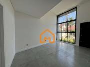 Casa / Sobrado para Venda em Joinville/SC Saguaçu 3 Quartos