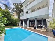 Casa / Sobrado para Venda em Joinville/SC Saguaçu 3 Quartos