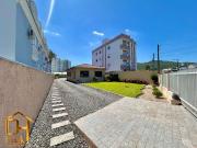 Casa / Sobrado para Venda em Joinville/SC Saguaçu 3 Quartos