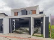 Casa / Sobrado para Venda em Joinville/SC Saguaçu 3 Quartos