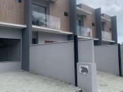Casa / Sobrado para Venda em Joinville/SC Saguaçu 3 Quartos