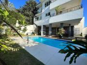 Casa / Sobrado para Venda em Joinville/SC Saguaçu 4 Quartos