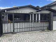 Casa / Sobrado para Venda em Joinville/SC Santo Antônio...