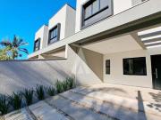 Casa / Sobrado para Venda em Joinville/SC Santo Antônio...