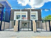 Casa / Sobrado para Venda em Joinville/SC Vila Nova 3...