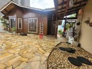 Casa / Sobrado para Venda em Juiz de Fora/MG Aeroporto 3...