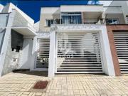 Casa / Sobrado para Venda em Juiz de Fora/MG Aeroporto 4...