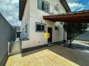 Casa / Sobrado para Venda em Juiz de Fora/MG Aeroporto 4...