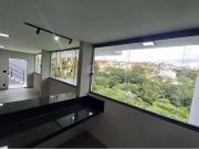 Casa / Sobrado para Venda em Juiz de Fora/MG São Pedro 3...