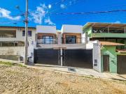 Casa / Sobrado para Venda em Juiz de Fora/MG São Pedro 3...