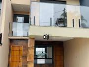 Casa / Sobrado para Venda em Juiz de Fora/MG São Pedro 3...