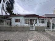 Casa / Sobrado para Venda em Juiz de Fora/MG Santa...