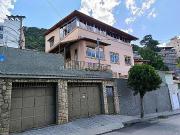 Casa / Sobrado para Venda em Juiz de Fora/MG Santa...