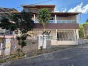 Casa / Sobrado para Venda em Juiz de Fora/MG Santo...