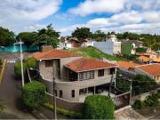 Casa / Sobrado para Venda em Jundiaí/SP Jardim América 4...