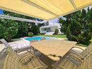 Casa / Sobrado para Venda em Lauro de Freitas/BA...