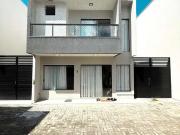 Casa / Sobrado para Venda em Lauro de Freitas/BA...